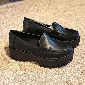 BAMBOO womens black platform loafers shoes